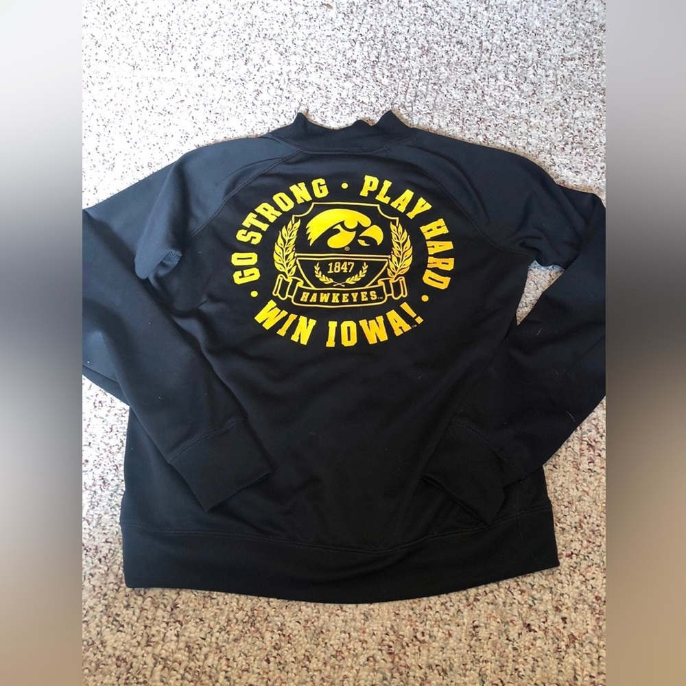 Victoria’s Secret love pink Iowa Hawkeyes track jacket zip large like new.